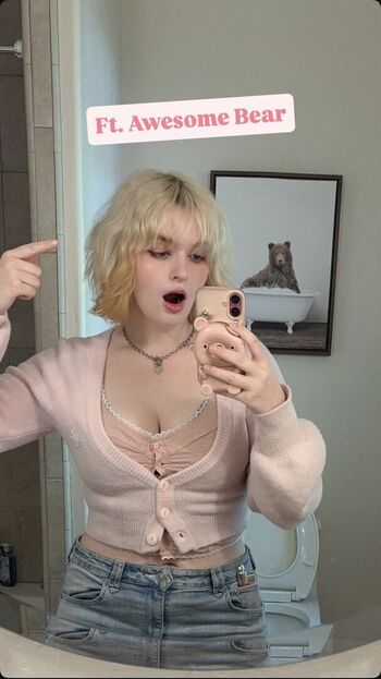 Full leaked Aretteepls private onlyfans photo