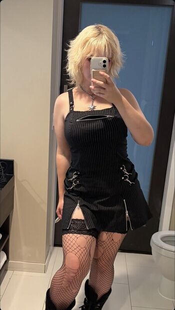 Full leaked Aretteepls private photo