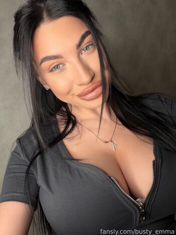Full leaked Ariaa private onlyfans photo