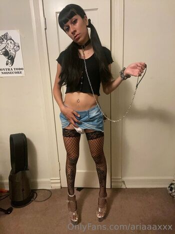 Full leaked Ariaaaxxx private photo