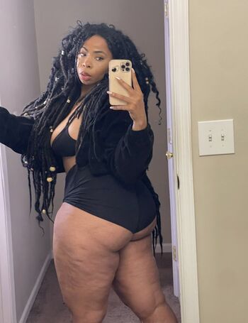 Full leaked Ariaartizte private photo