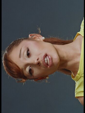 Full leaked Ariana grande private photo