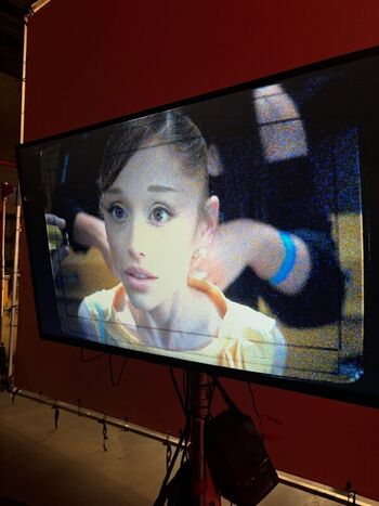 Full leaked Ariana grande private photo