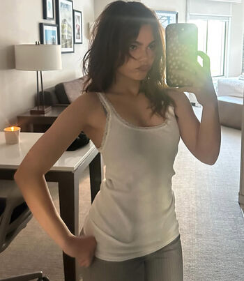 Full leaked Ariana greenblatt page private photo