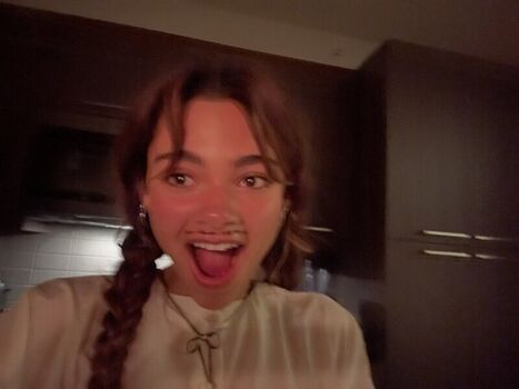 Full leaked Ariana greenblatt private photo