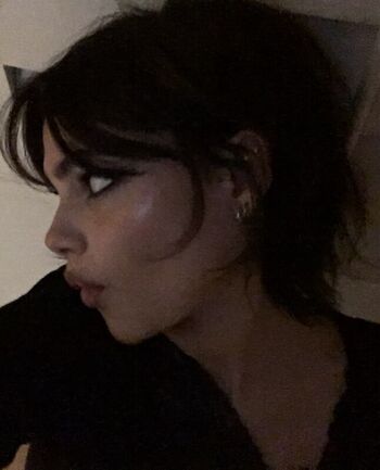 Full leaked Ariana greenblatt private photo