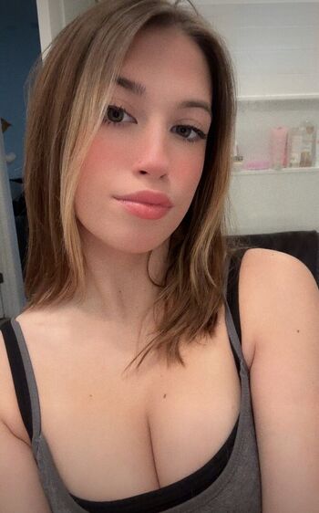 Full leaked Ariana orsborn private photo