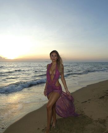 Full leaked Ariana ruiz private onlyfans photo