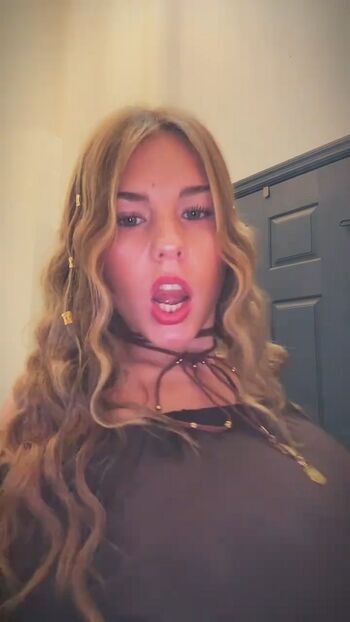 Full leaked Ariana white private photo