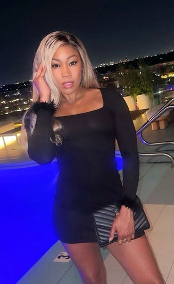 Full leaked Ariane andrew private photo