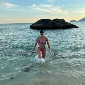 Full leaked Arianelcrd private photo