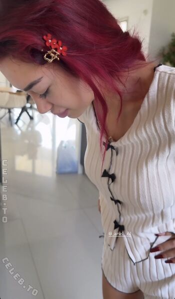 Full leaked Ariel private photo