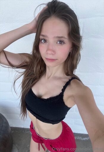 Full leaked Ariellesutton page private onlyfans photo