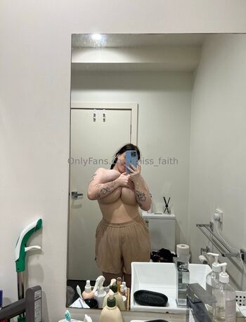 Full leaked Arifaith private onlyfans photo