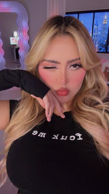 Full leaked Arigameplays private onlyfans photo