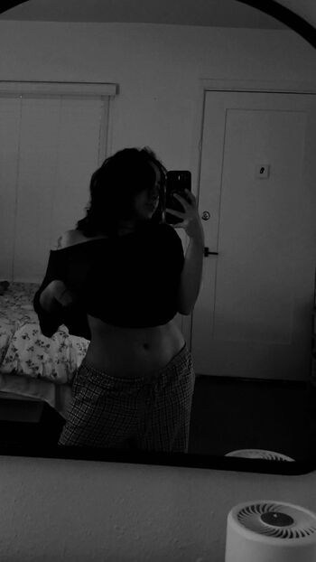 Full leaked Ariibacardi private onlyfans photo