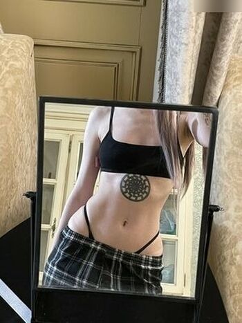 Full leaked Arina gp page private photo