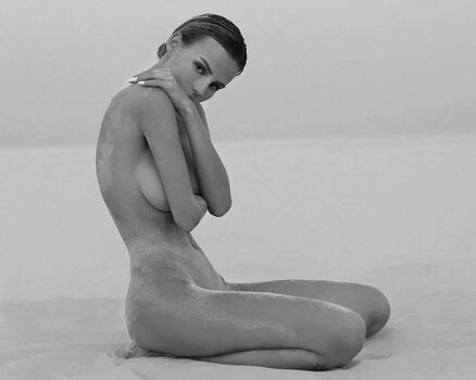 Full leaked Arinaluisa private onlyfans photo