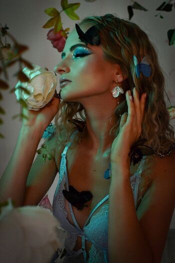 Full leaked Arinazhotikova page private photo