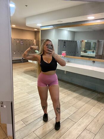 Full leaked Arinicookies private onlyfans photo