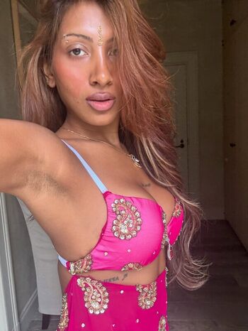 Full leaked Armpit fetish private photo