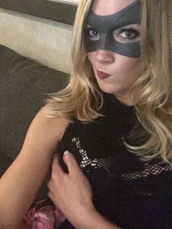 Full leaked Arrowverse page private photo