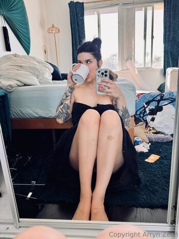 Full leaked Arryn zech private onlyfans photo