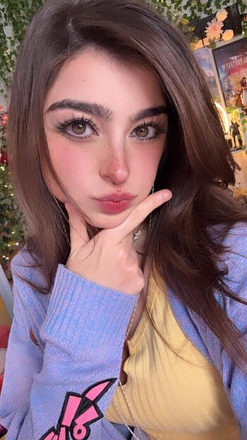 Full leaked Aruuu  page private onlyfans photo