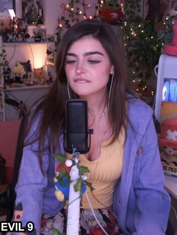 Full leaked Aruuu  page private onlyfans photo