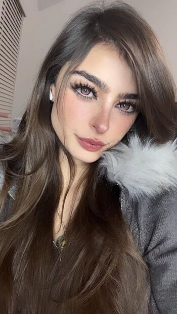 Full leaked Aruuu private onlyfans photo