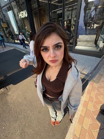 ARUUU