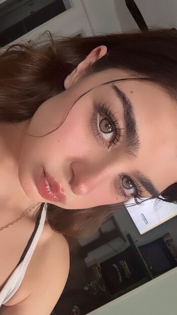 Full leaked Aruuu  page private photo
