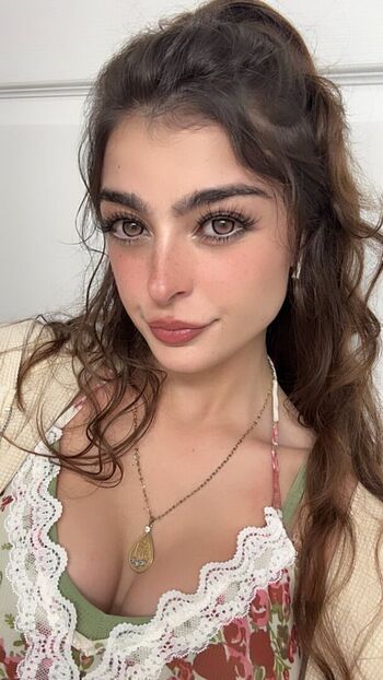 Full leaked Aruuu  page private photo