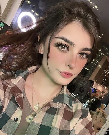 Full leaked Aruuu private photo