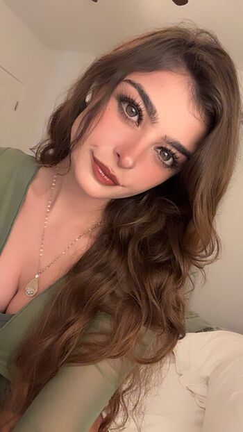 Full leaked Aruuu private photo