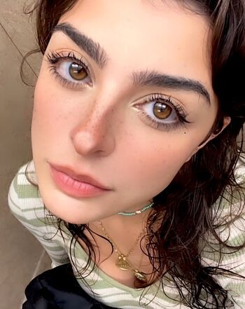 Full leaked Aruuu page private photo