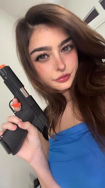 Full leaked Aruuu  page private photo
