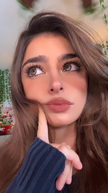 Full leaked Aruuu private photo