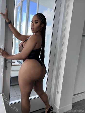 Full leaked Aryana private onlyfans photo