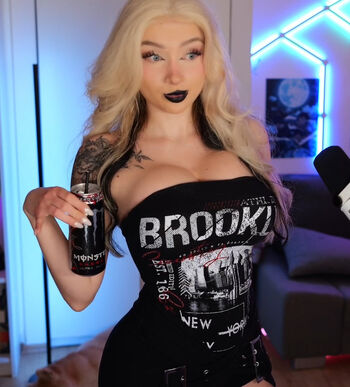 Full leaked Aryssa private onlyfans photo