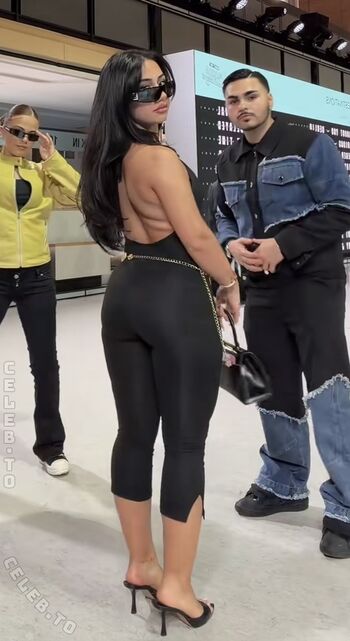 Full leaked Asaliraniii private photo