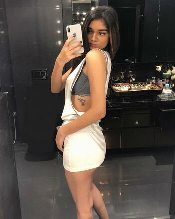 Full leaked Asfa sinha private photo