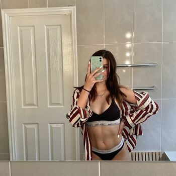 Full leaked Ash bradford private onlyfans photo