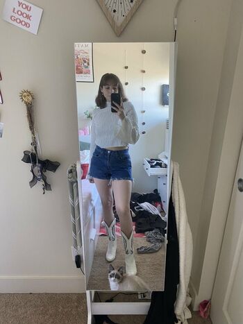 Full leaked Ash pac page private onlyfans photo