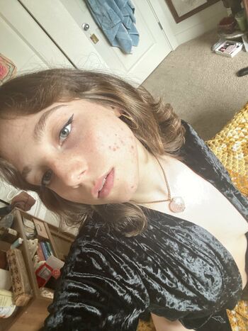 Full leaked Ash pac page private onlyfans photo