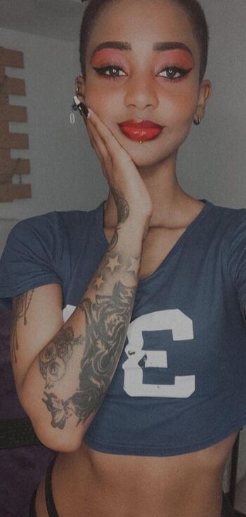 Full leaked Ashanti sweet private onlyfans photo