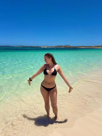 Full leaked Ashell private onlyfans photo