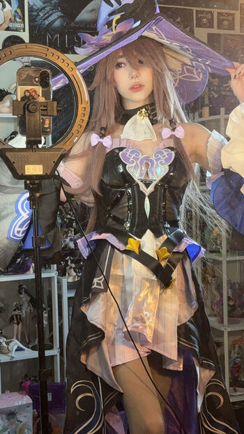 Full leaked Ashisbees page private onlyfans photo