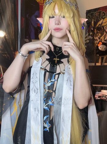 Full leaked Ashisbees page private onlyfans photo