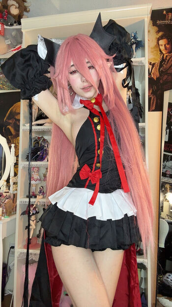 Full leaked Ashisbees page private photo